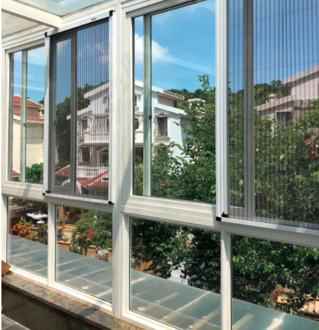 上海徐汇区的赵小姐按照隐形纱窗 上海徐汇区的赵小姐按照隐形纱窗